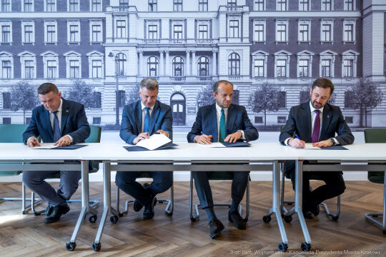 Miszalski, porozumienie, Mądre wioski - przedmieścia w mieście, podpisanie, zdjęcia, wojewoda