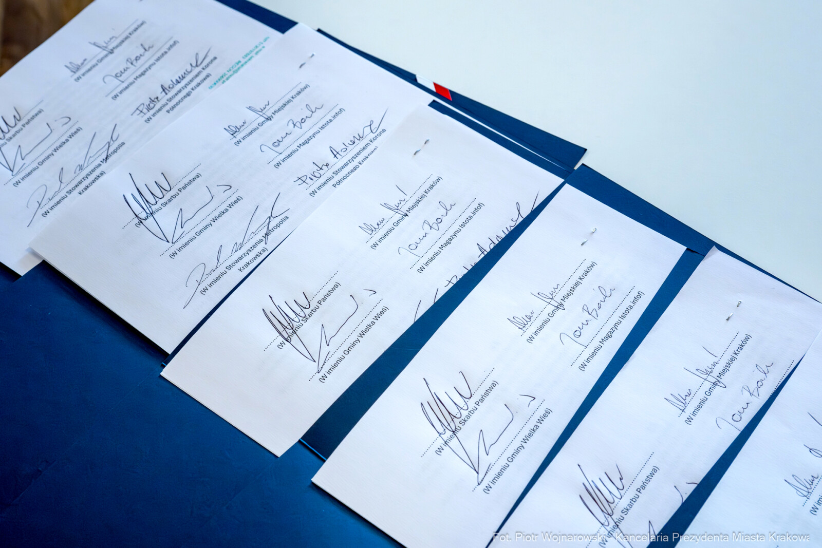 Miszalski, porozumienie, Mądre wioski - przedmieścia w mieście, podpisanie, zdjęcia, wojewoda  Autor: Piotr Wojnarowski