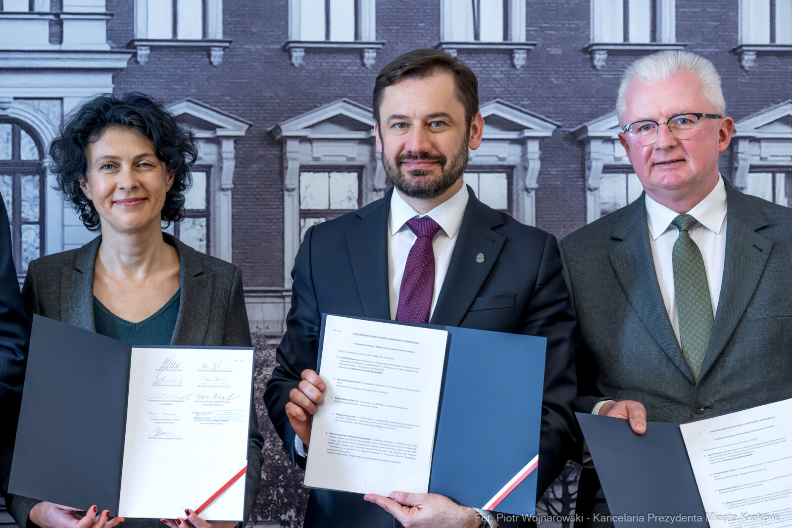 Miszalski, porozumienie, Mądre wioski - przedmieścia w mieście, podpisanie, zdjęcia, wojewoda  Autor: Piotr Wojnarowski