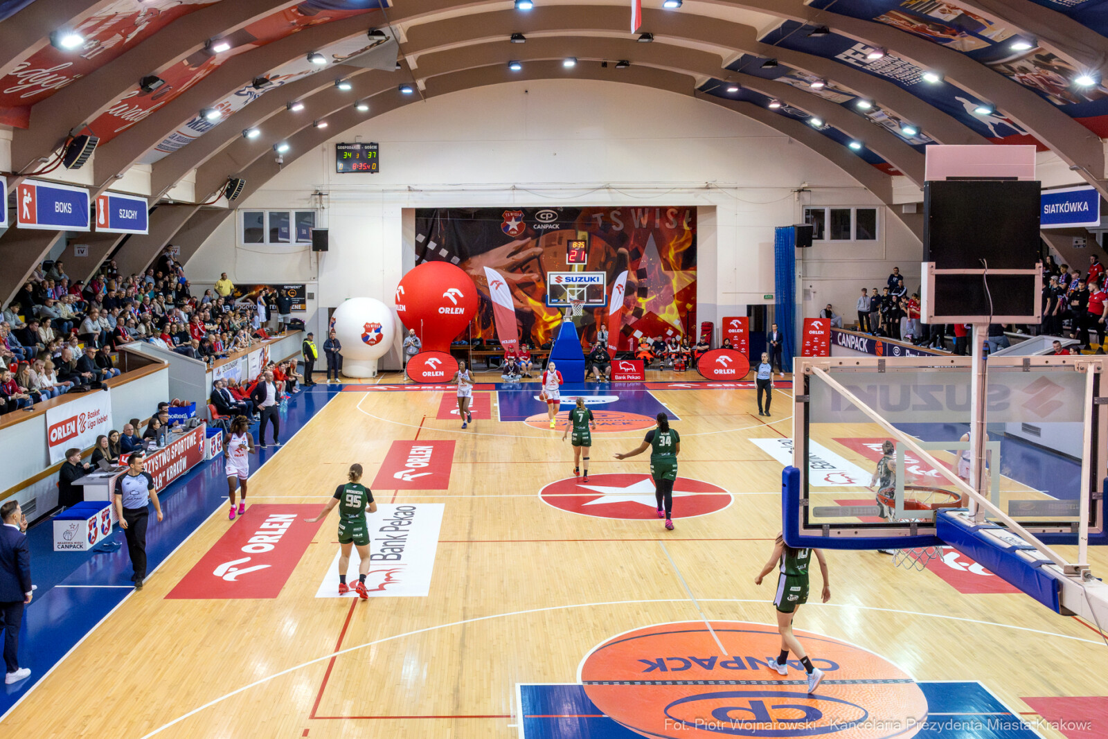 PW_722_ 001_fot. Piotr Wojnarowski.jpg-Miszalski, mecz, Wisła Kraków, koszykówka, zdjęcia  Autor: Piotr Wojnarowski