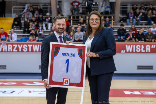 Prezydent Miszalski kibicował ambasadorkom krakowskiego sportu