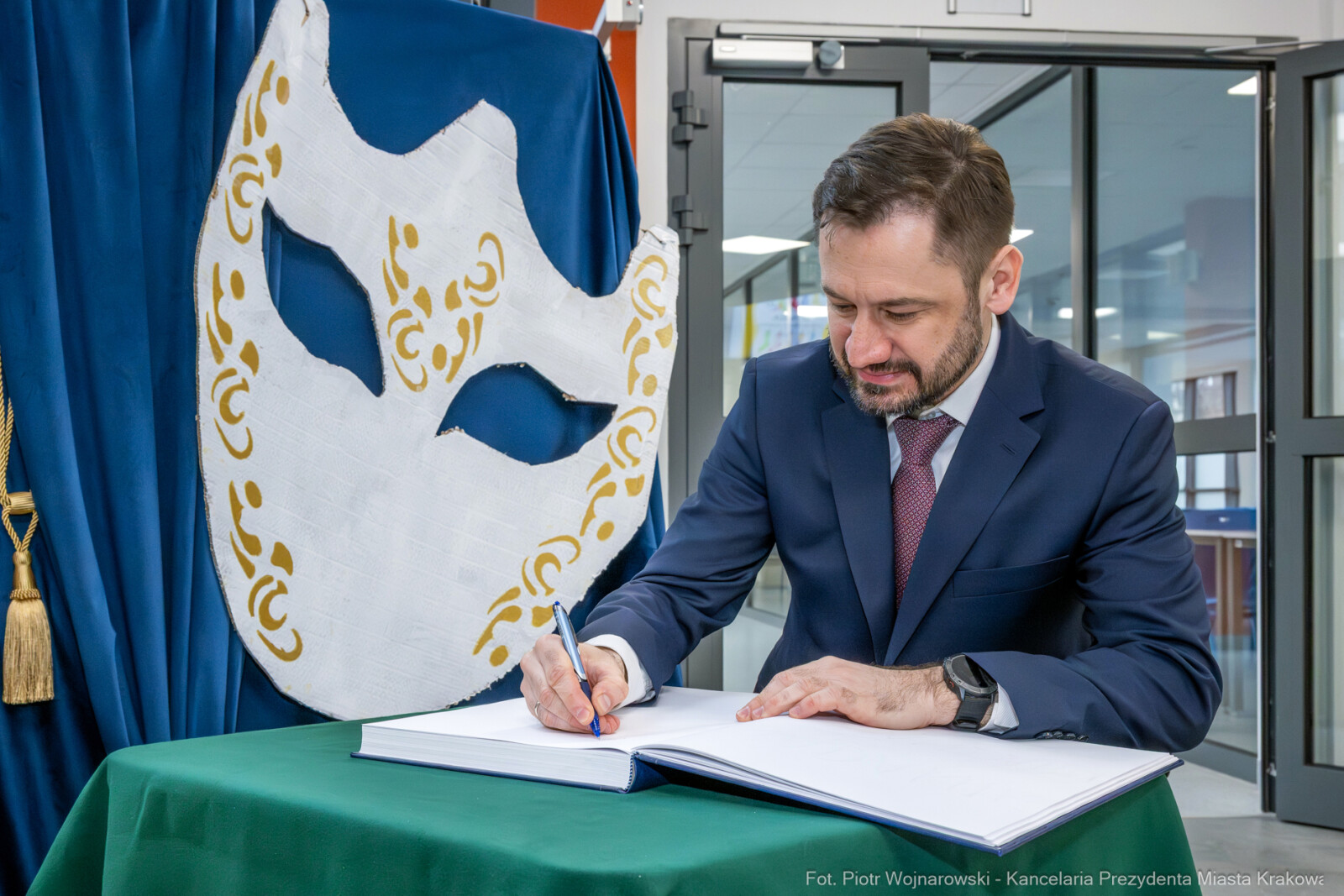 Miszalski, SP 14, Modrzejewska, sztandar, Chamielec, Baładyga, Pogoda-Tota, Murzyn, Pasek, zdjęcia  Autor: Piotr Wojnarowski