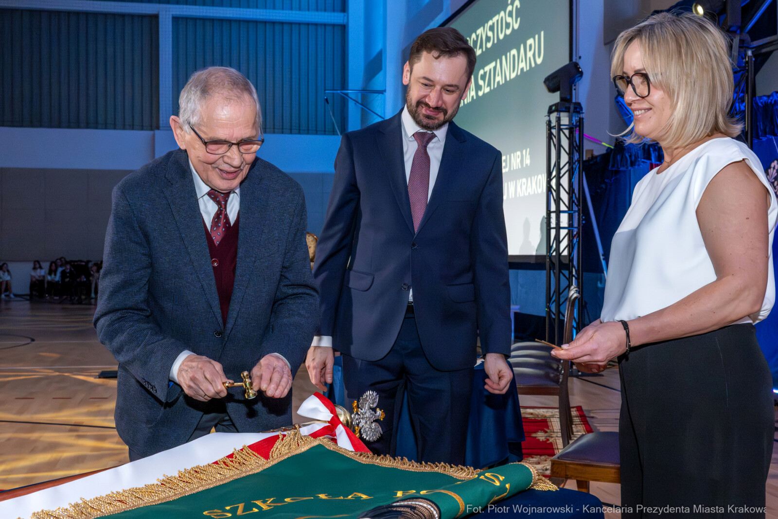 Miszalski, SP 14, Modrzejewska, sztandar, Chamielec, Baładyga, Pogoda-Tota, Murzyn, Pasek, zdjęcia  Autor: Piotr Wojnarowski