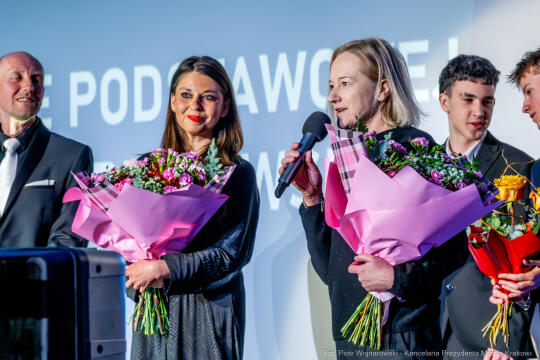 Miszalski, SP 14, Modrzejewska, sztandar, Chamielec, Baładyga, Pogoda-Tota, Murzyn, Pasek, zdjęcia