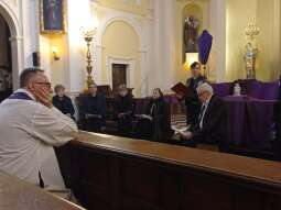 8zYB4qOp.jpg-Inscenizacja Drogi Krzyżowej w naszym Domu.