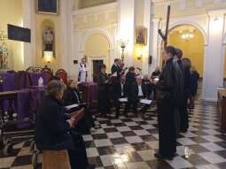 9uMsp__C.jpg-Inscenizacja Drogi Krzyżowej w naszym Domu.