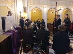 Wxs15_BO.jpg-Inscenizacja Drogi Krzyżowej w naszym Domu.