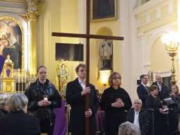 _xvc7wR6.jpg-Inscenizacja Drogi Krzyżowej w naszym Domu.