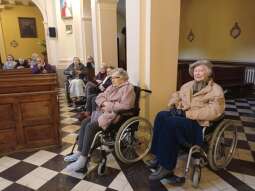 dVDfRhDE.jpg-Inscenizacja Drogi Krzyżowej w naszym Domu.