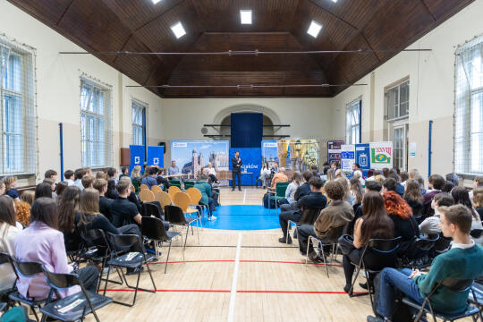 0S4A9119.jpg-IV LO, Ławka Dialogu, Miszalski