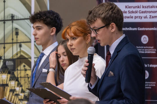 BSK_0811.jpg-IV LO, Ławka Dialogu, Miszalski