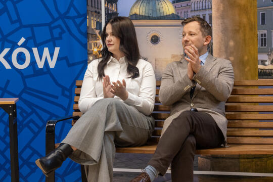 BSK_0828.jpg-IV LO, Ławka Dialogu, Miszalski