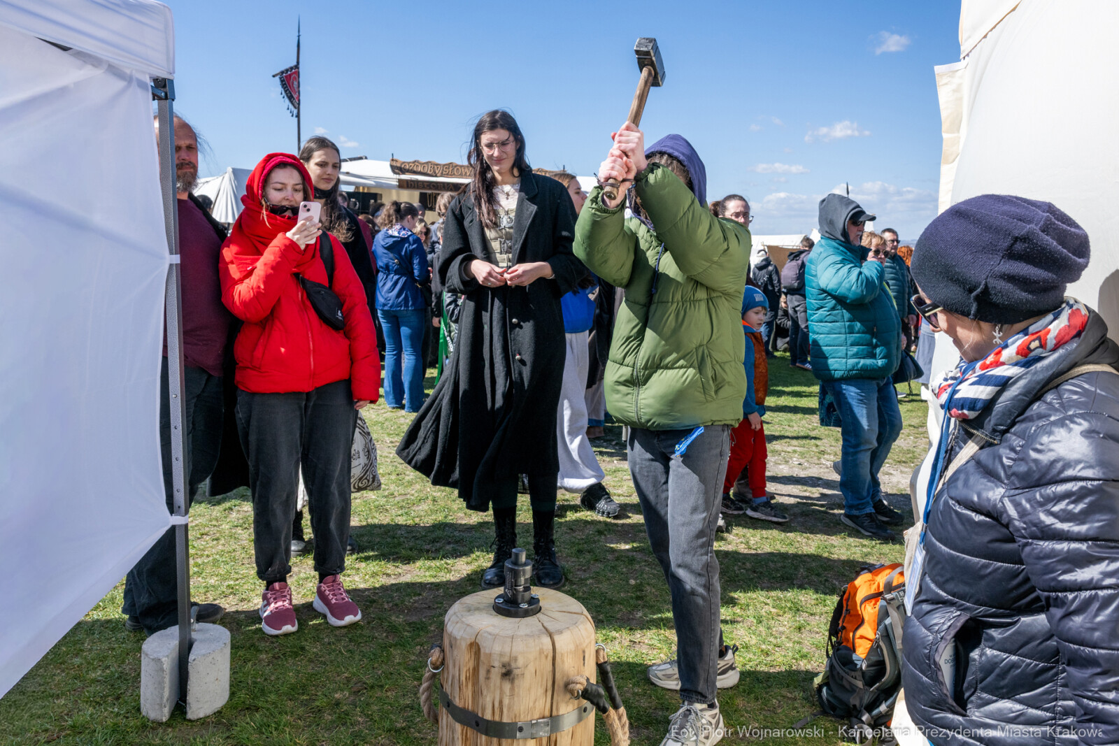 Miszalski, Rękawka, Kopiec Krakusa, kołacz, obrzęd, zdjęcia  Autor: Piotr Wojnarowski