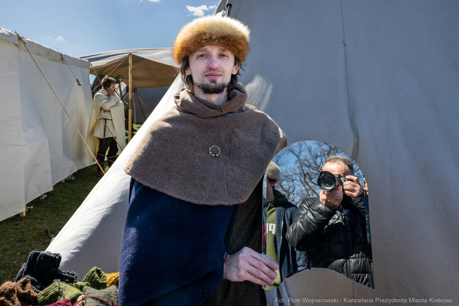 Miszalski, Rękawka, Kopiec Krakusa, kołacz, obrzęd, zdjęcia  Autor: Piotr Wojnarowski