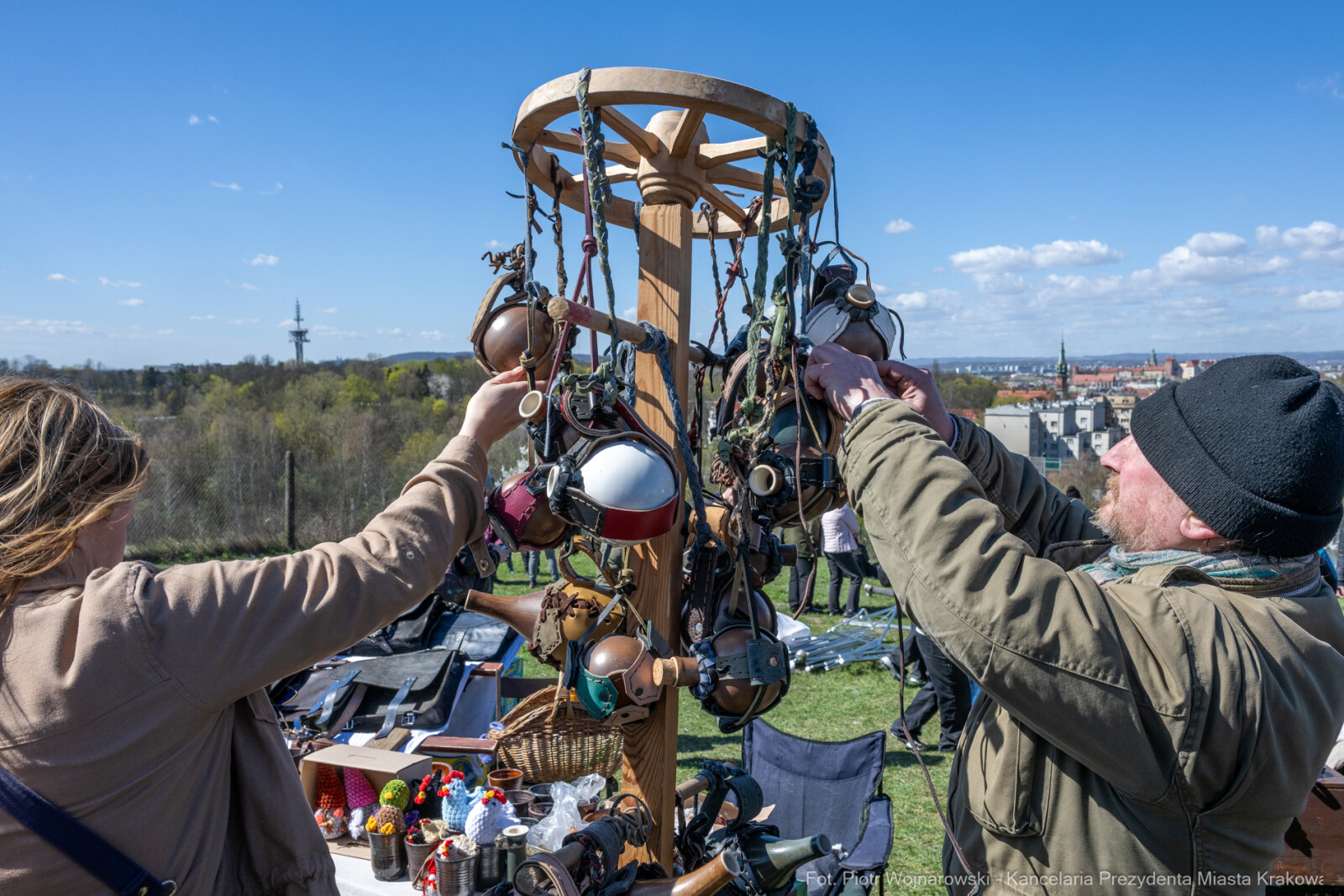 Miszalski, Rękawka, Kopiec Krakusa, kołacz, obrzęd, zdjęcia  Autor: Piotr Wojnarowski