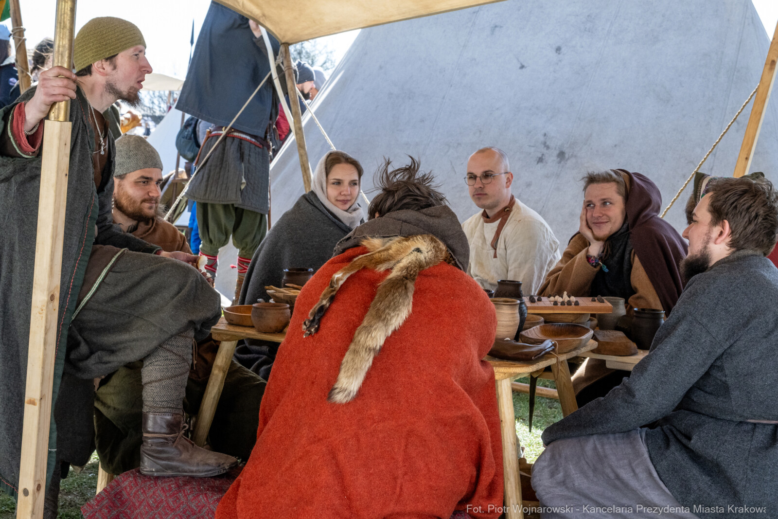 Miszalski, Rękawka, Kopiec Krakusa, kołacz, obrzęd, zdjęcia  Autor: Piotr Wojnarowski