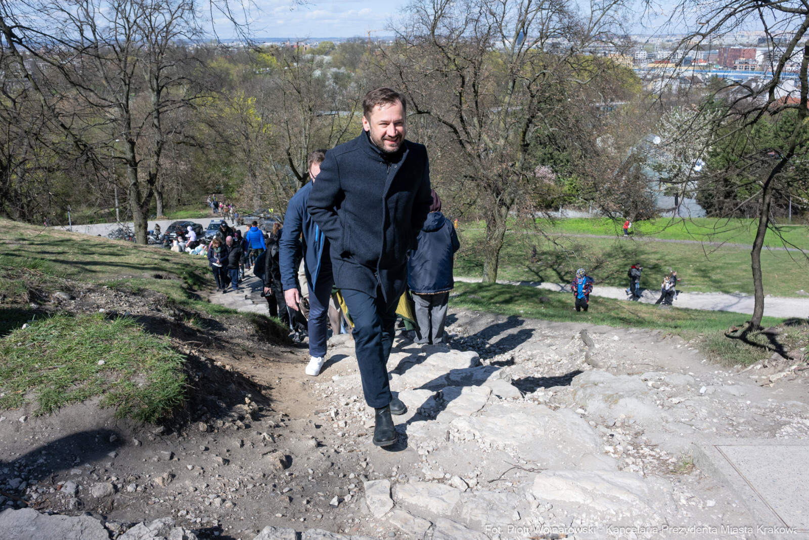 Miszalski, Rękawka, Kopiec Krakusa, kołacz, obrzęd, zdjęcia  Autor: Piotr Wojnarowski
