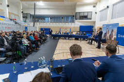 0S4A5240.jpg-Za nami „ławka dialogu” na Osiedlu Złocień