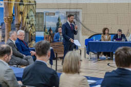 0S4A5327.jpg-Za nami „ławka dialogu” na Osiedlu Złocień