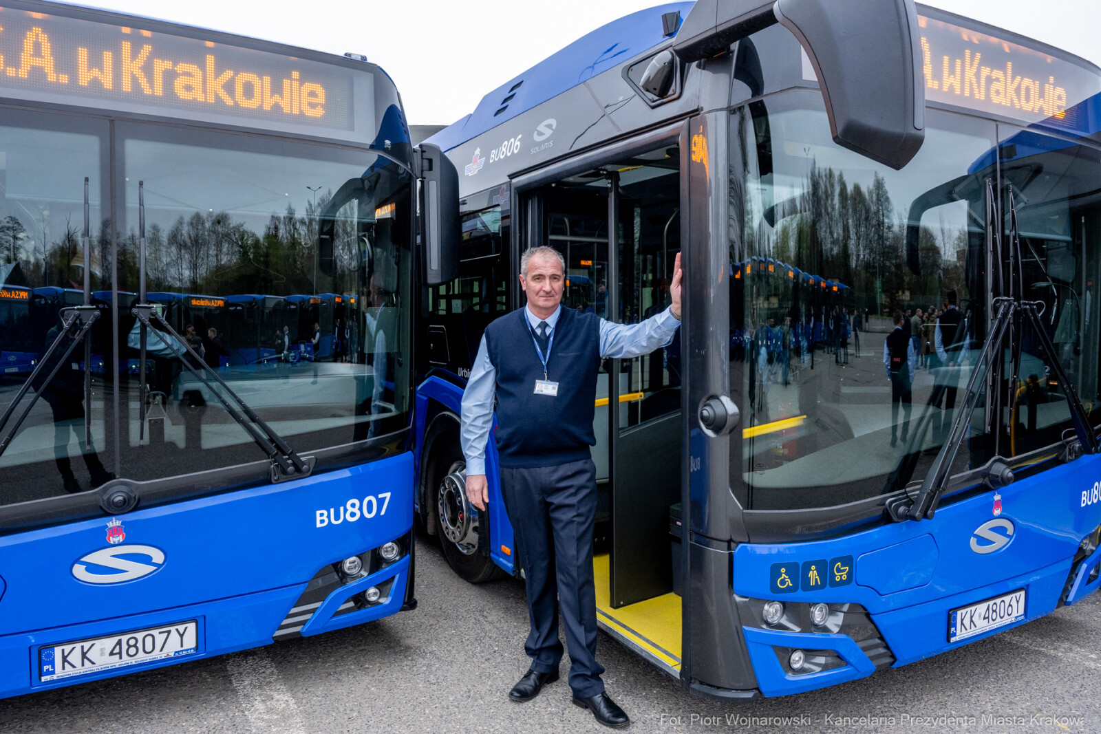 PW_733_ 004_fot. Piotr Wojnarowski.jpg-Miszalski, MPK, przekazanie, autobusy, Solaris, zdjęc  Autor: Piotr Wojnarowski