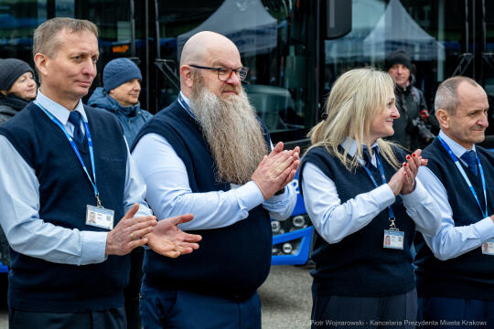 PW_733_ 015_fot. Piotr Wojnarowski.jpg-Miszalski, MPK, przekazanie, autobusy, Solaris, zdjęc