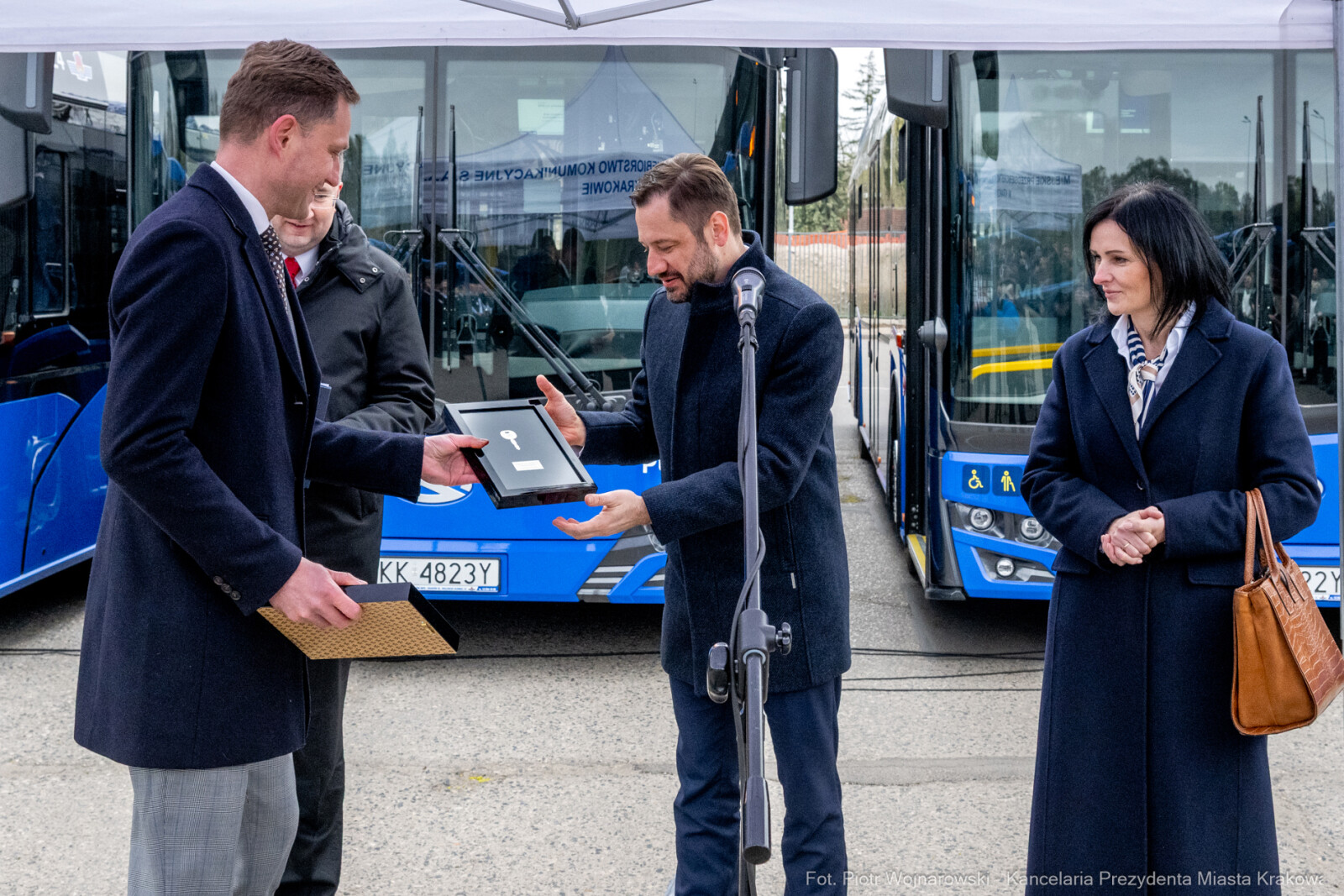 PW_733_ 017_fot. Piotr Wojnarowski.jpg-Miszalski, MPK, przekazanie, autobusy, Solaris, zdjęc  Autor: Piotr Wojnarowski