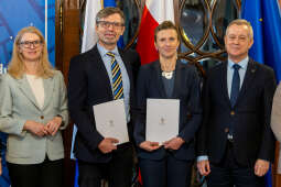 BŚ_UMK_20260408_0S4A5779.jpg-Krakowska edukacja zmienia się ze wsparciem Google