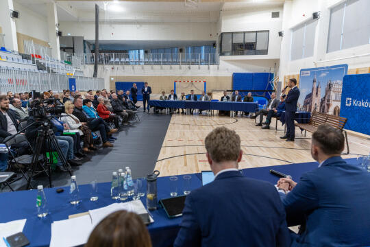 0S4A5242.jpg-Ławka Dialogu, Osiedle Złocień, Miszalski