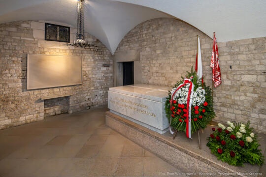 katastrofa smoleńska, Wawel, rocznica, krypta, ceremonia, zdjęcia
