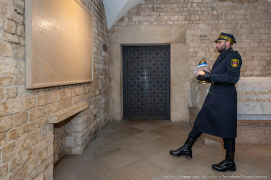 katastrofa smoleńska, Wawel, rocznica, krypta, ceremonia, zdjęcia