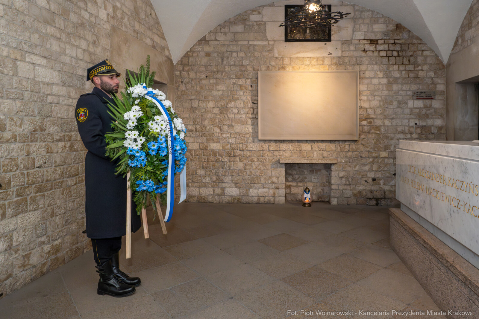 katastrofa smoleńska, Wawel, rocznica, krypta, ceremonia, zdjęcia  Autor: Piotr Wojnarowski