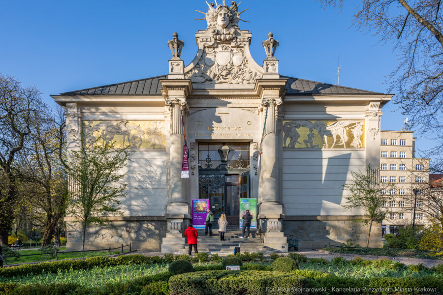 Wernisaż wystawy prac Mariana Ruzamskiego