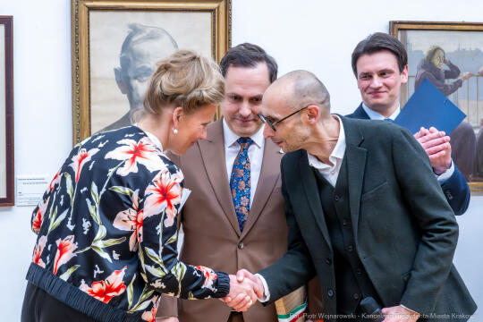 Pałac Sztuki, wystawa, Marian Ruzamski, Sztuka pamięci, Kosek, Brandes, zdjęcia