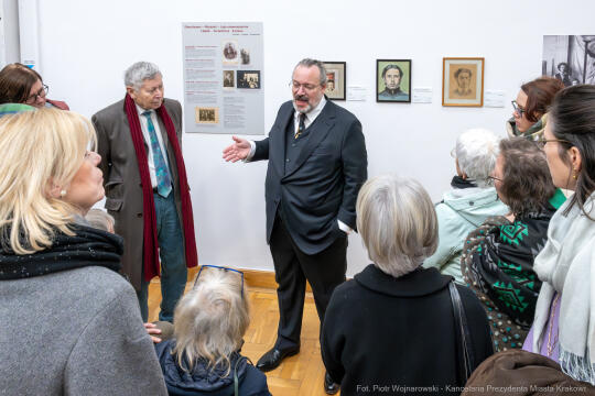 Pałac Sztuki, wystawa, Marian Ruzamski, Sztuka pamięci, Kosek, Brandes, zdjęcia