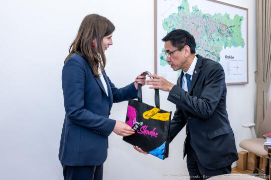 PW_735_ 011_fot. Piotr Wojnarowski.jpg-Klaman, Sira Swangsilpa, ambasador, Tajlandia, zdjęcia