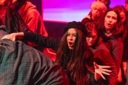 6Veq-Grw.jpeg-Teatr ITAN w Forcie Borek, czyli krakowska kultura bez barier