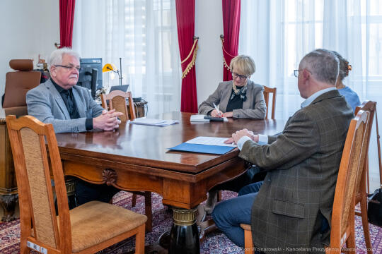 PW_739_ 007_fot. Piotr Wojnarowski.jpg-Tombiński, Kracik, spotkanie