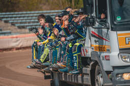 IMG_0421.jpg-Remis na inaugurację sezonu. Speedway Kraków dostarczył kibicom wielkich emocji