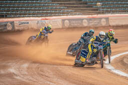IMG_1478.jpg-Remis na inaugurację sezonu. Speedway Kraków dostarczył kibicom wielkich emocji