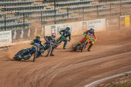 IMG_1587.jpg-Remis na inaugurację sezonu. Speedway Kraków dostarczył kibicom wielkich emocji