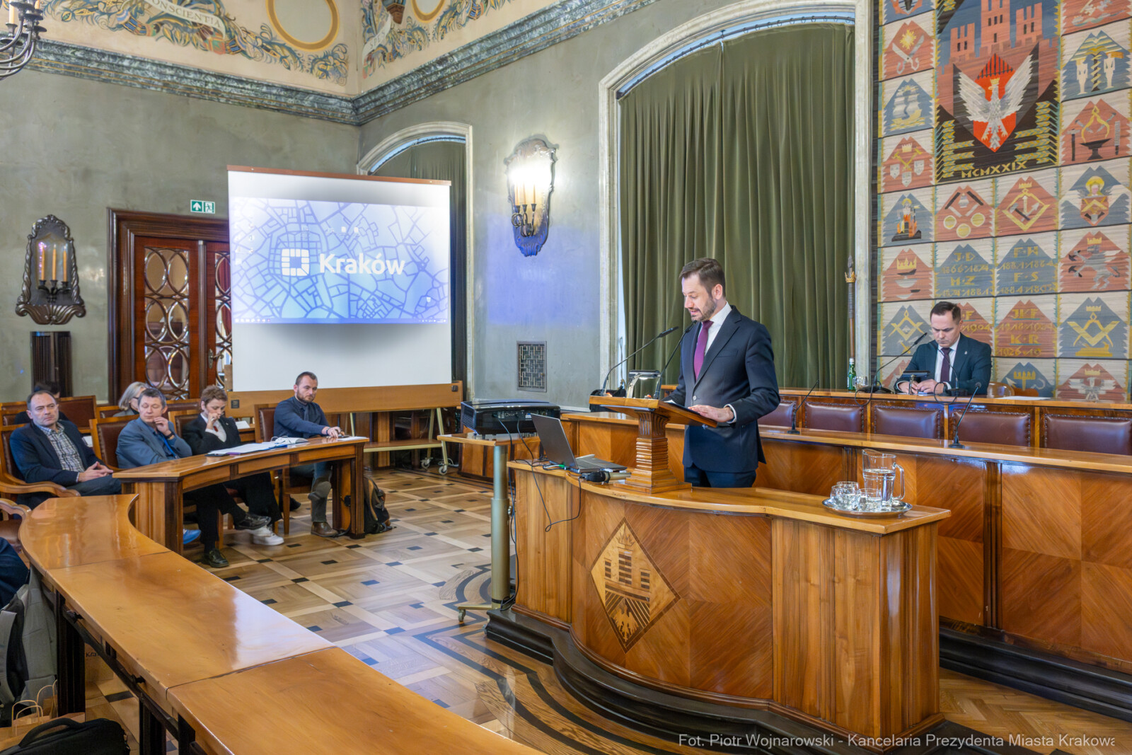 742_ 004_fot. Piotr Wojnarowski.jpg-Miszalski, Kosek, spółdzielnie, zarządcy, dialog, zdjęcia  Autor: Piotr Wojnarowski