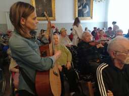 ZBrmJ7oQ.jpg-Słodkie chwile pełne radości.