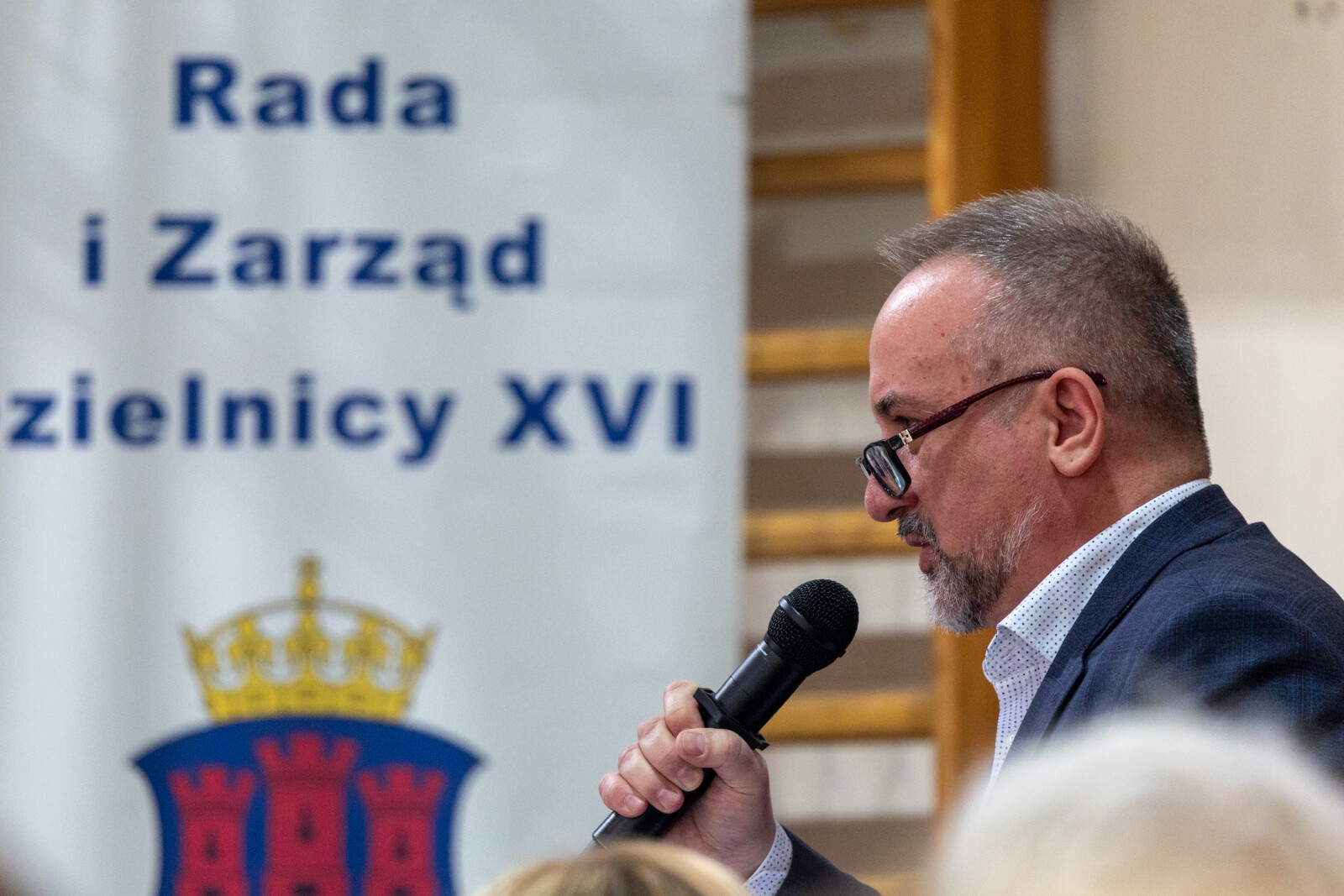 0S4A0511.jpg-Ławka Dialogu, Os. Albertyńskie, Miszalski, Sęk, zdjęcia  Autor: B. Świerzowski