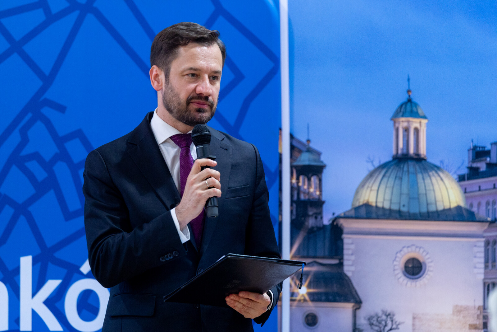 0S4A0568.jpg-Ławka Dialogu, Os. Albertyńskie, Miszalski, Sęk, zdjęcia  Autor: B. Świerzowski