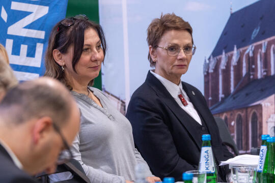 0S4A0649.jpg-Ławka Dialogu, Os. Albertyńskie, Miszalski, Sęk, zdjęcia