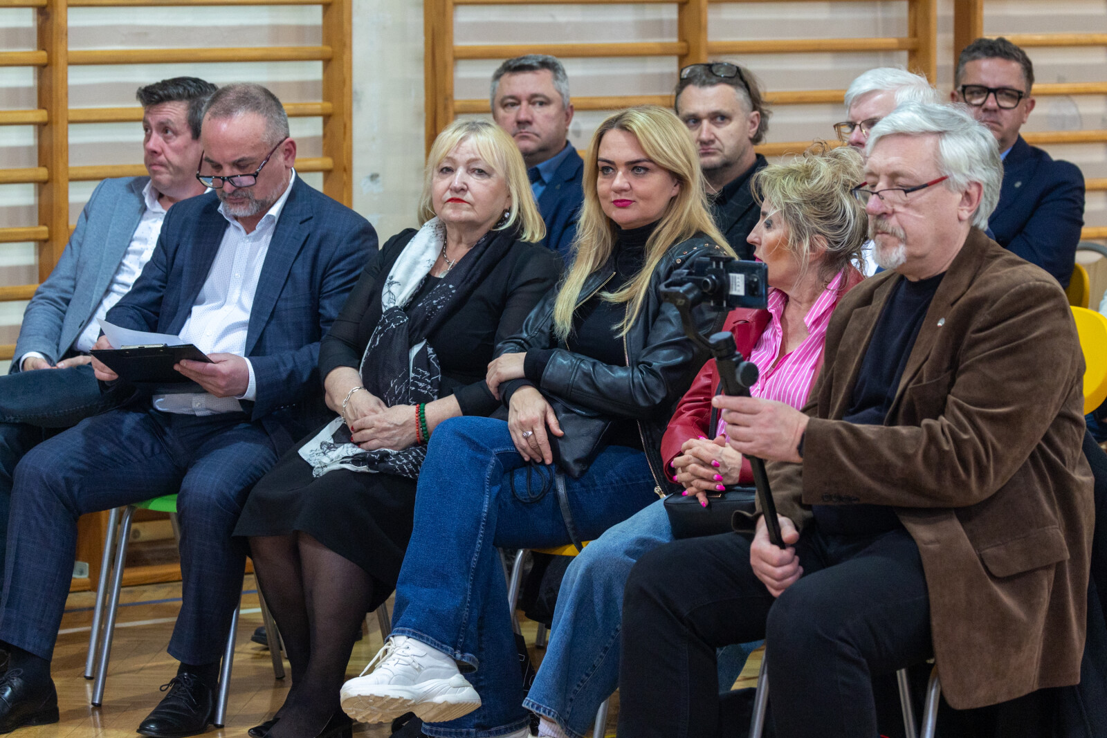 0S4A0656.jpg-Ławka Dialogu, Os. Albertyńskie, Miszalski, Sęk, zdjęcia  Autor: B. Świerzowski