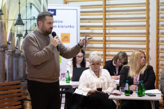 0S4A0879.jpg-Ławka Dialogu, Os. Albertyńskie, Miszalski, Sęk, zdjęcia