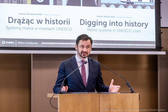 743_ 014_fot. Piotr Wojnarowski.jpg-Miszalski, Mazur, metro, konferencja, UNESCO, zdjęcia