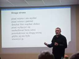 Y2NKyOiP.jpg-Kolejne spotkanie literackie na Nowaczyńskiego.