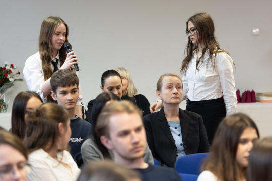 0S4A1291.jpg-Ławka Dialogu z uczniami, Miszalski, Zdjęcia